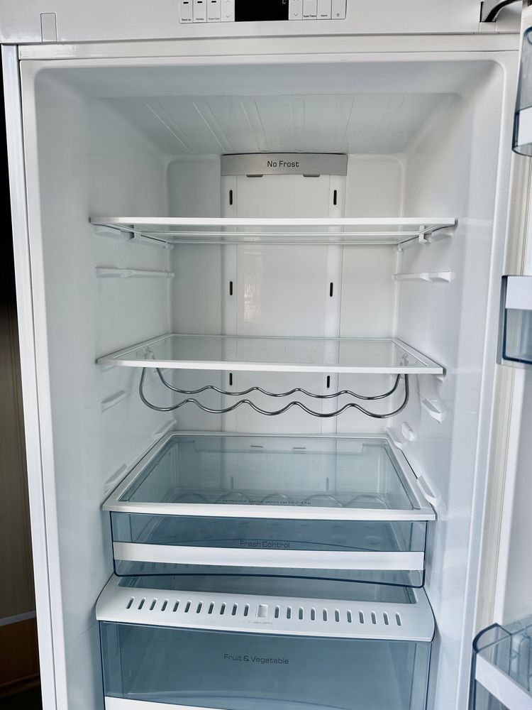 Холодильник Наіer no frost