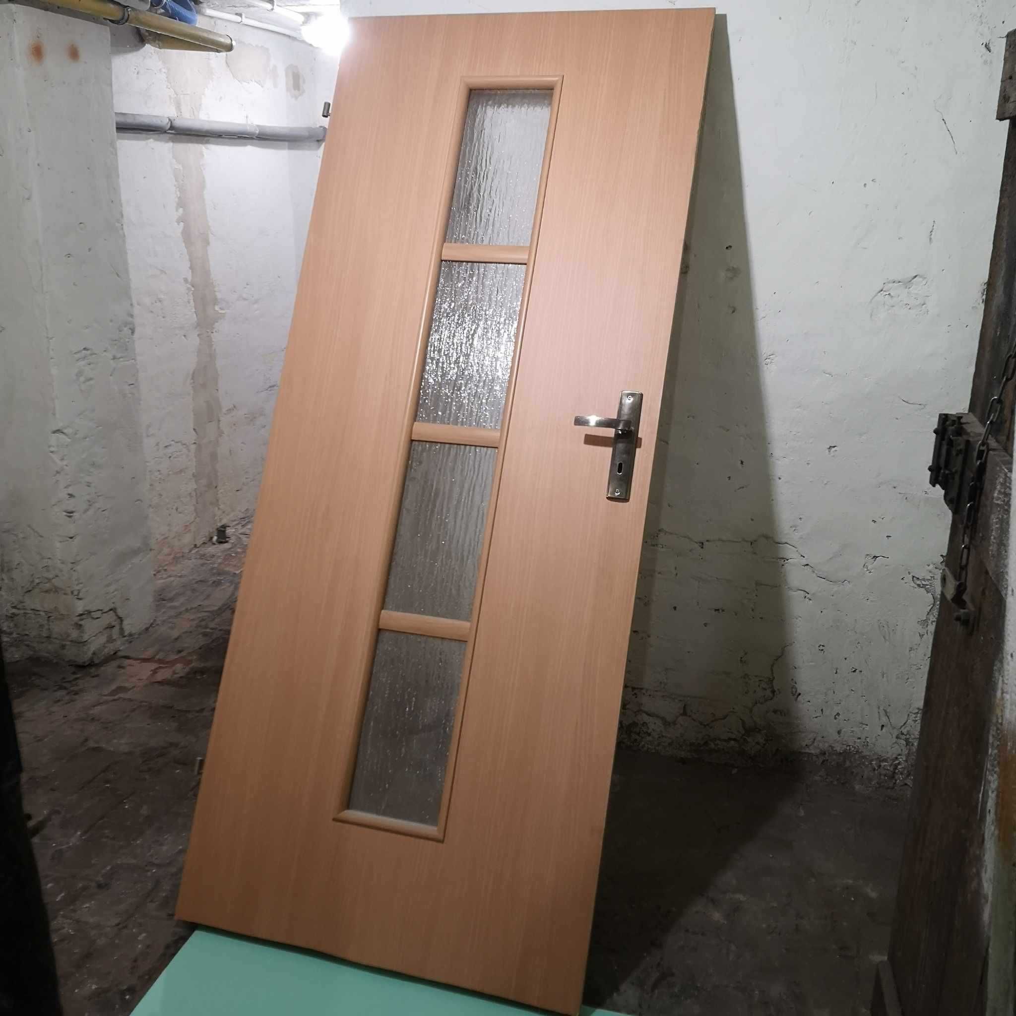 Drzwi pokojowe 80cm Lewe