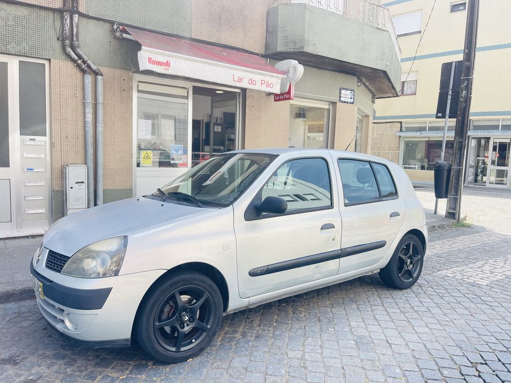 Renault clio 2003