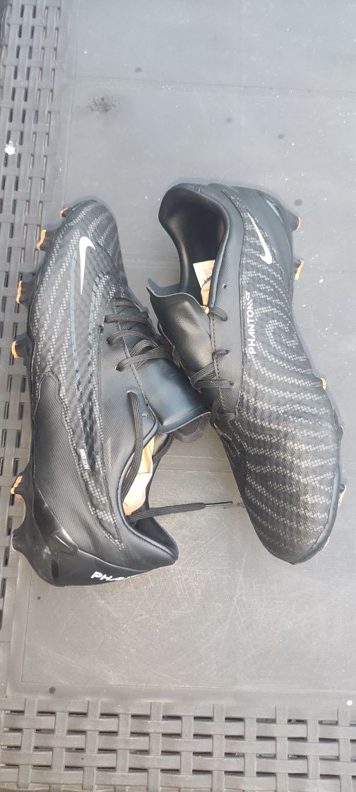 Używane korki Nike Phantom Gx Academy Fg roz. 44 pobranie