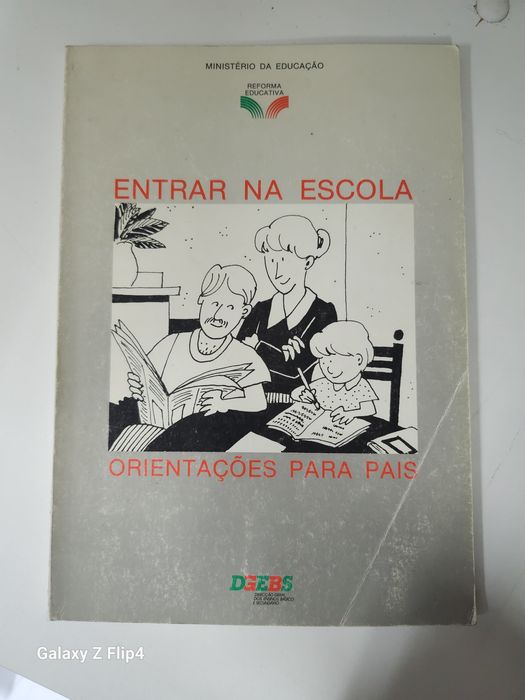 Vários livros de diversos temas.