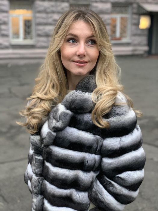 Натуральна шуба шиншила