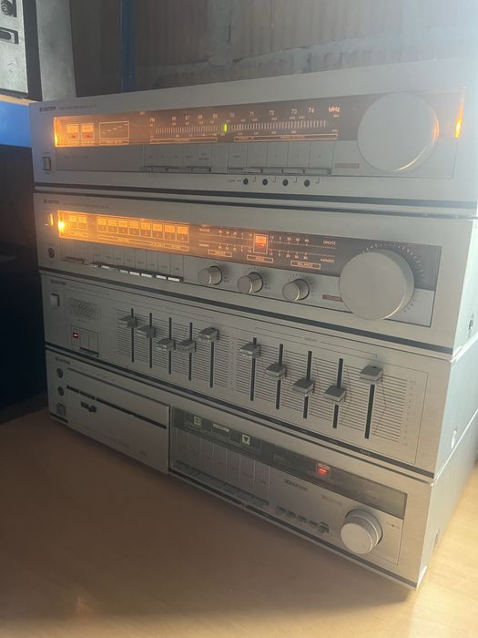 Wieża Unitra 4 segmenty