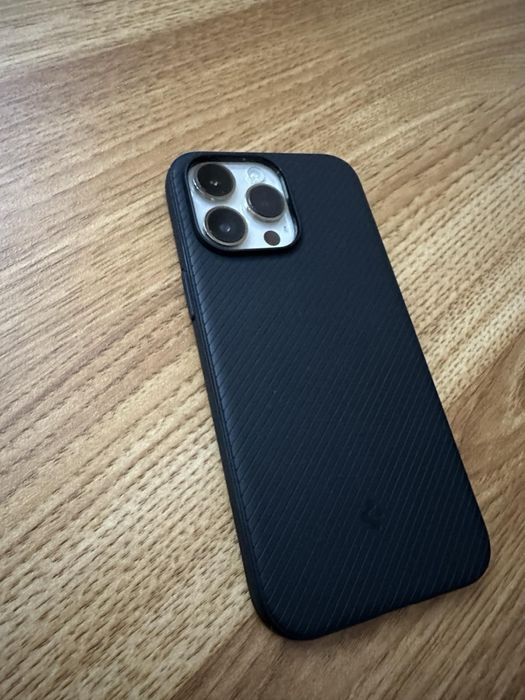 Чохол Spigen Mag Armor для iPhone 14 Pro max