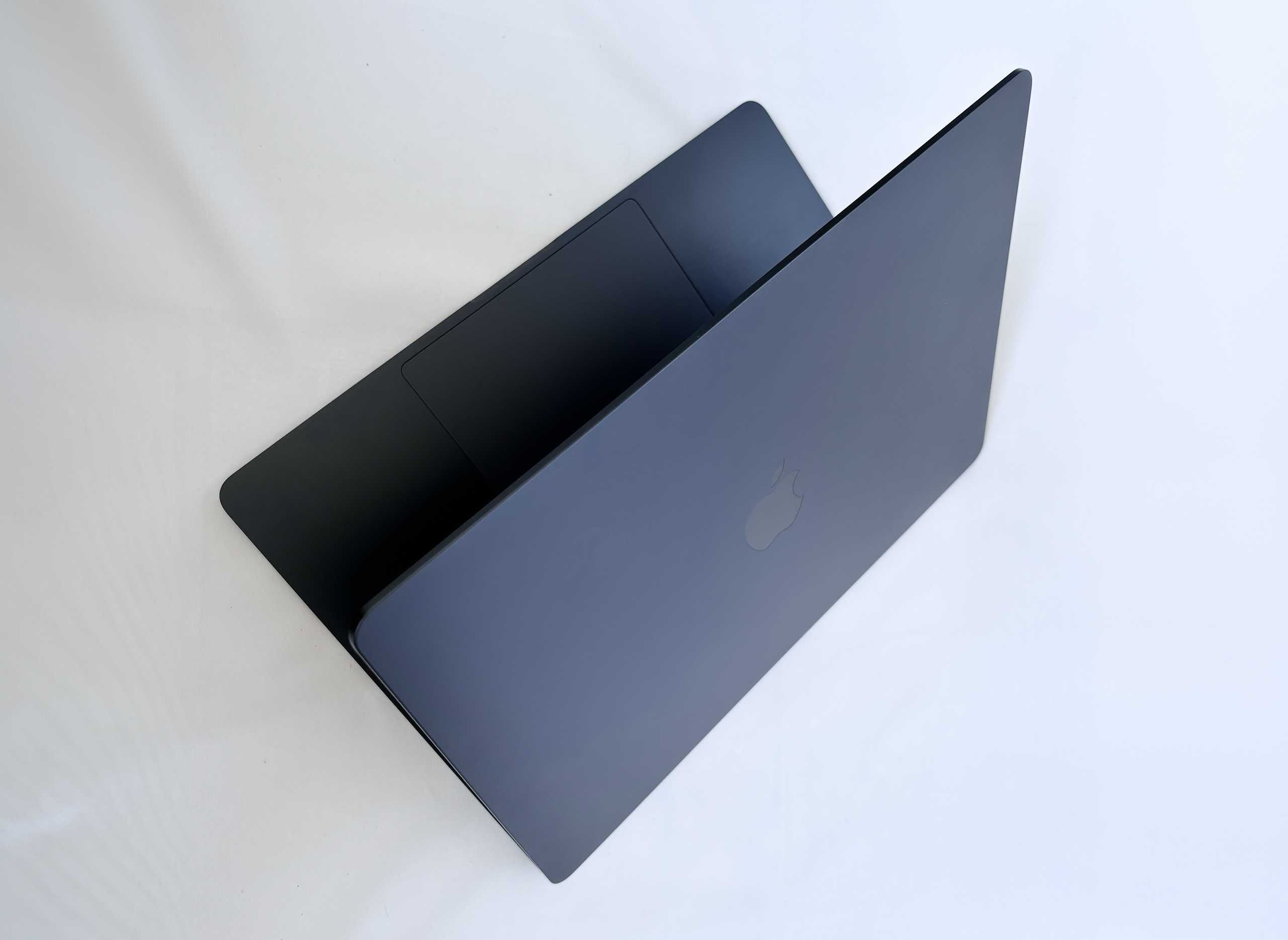 Apple MacBook Air A3241 15.3” M4 24 512