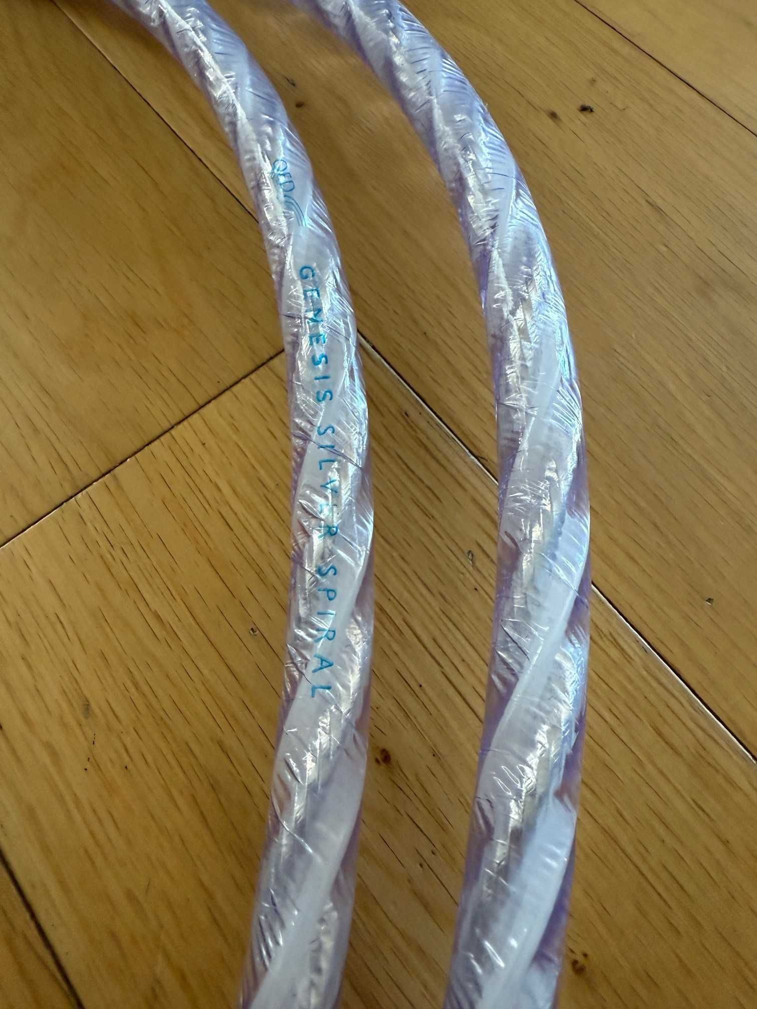 Kabel głośnikowy QED Signature Genesis Silver Spiral 2x1,5m (AUDIO)