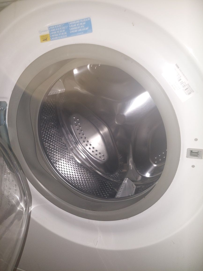 Máquina Lavar Roupa Indesit