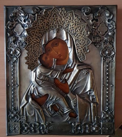 Старинная икона Владимирская. Серебро