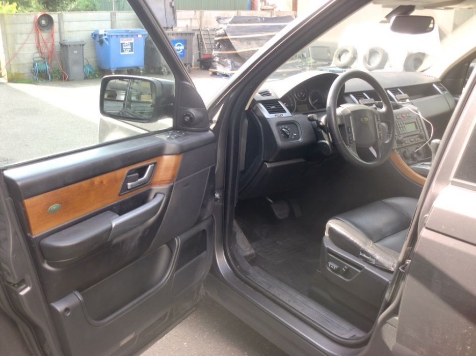 Range Rover Sport L320 2.7 TDV6 de 2006 PEÇAS USADAS
