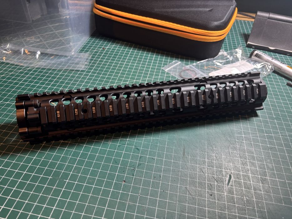 Łoże/front ar15 replika Daniel Defense RIS II 12,7”