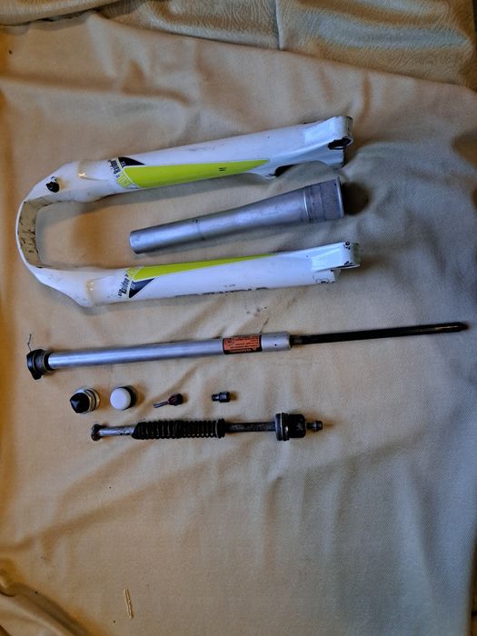 Suntour raidon RLR 32