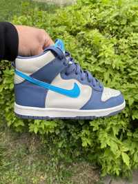 Кроссовки Nike Dunk