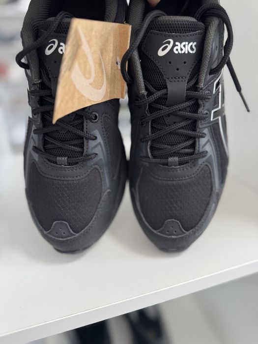 Чоловічі кросівки ASICS Gel-Venture Black 1203A297-002 41 - 42оригінал