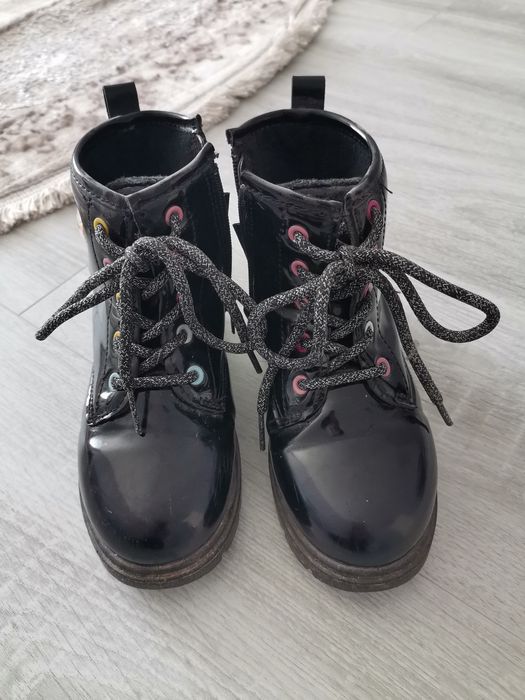 Ботинки для девочки