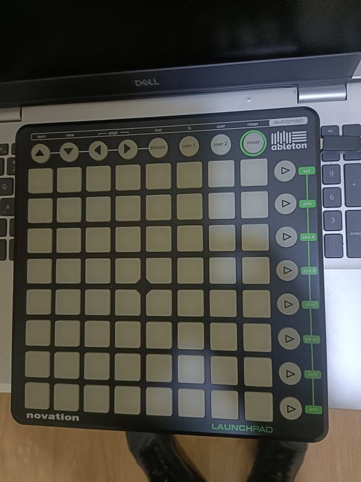 Novation launchpad
