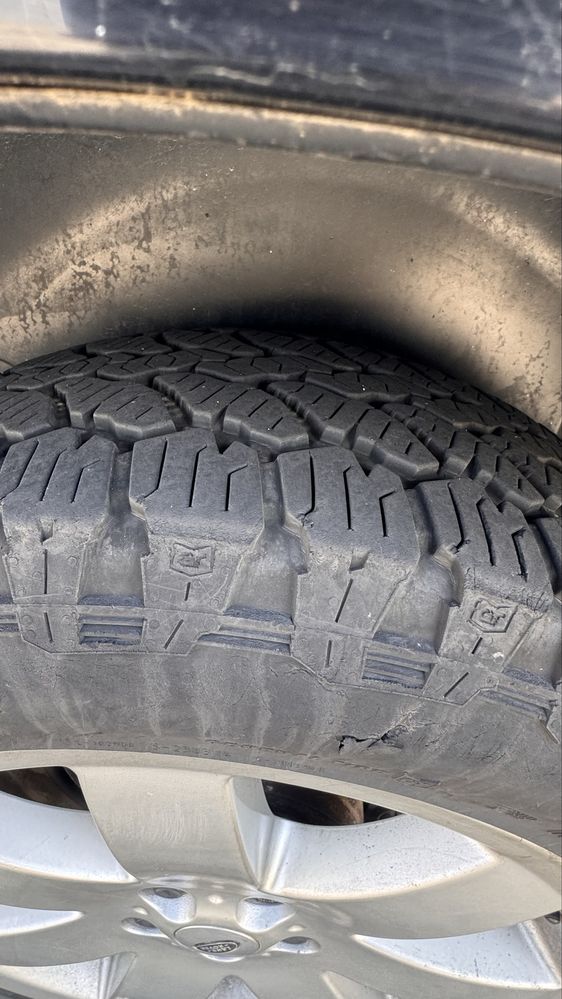 4 Jantes 20” com Pneus 255/55 R20 – Range Rover L322 – 600 €
