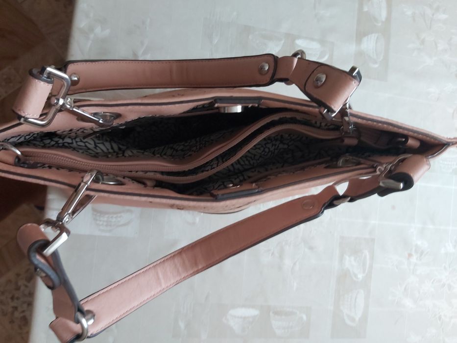 Продам сумку женскую