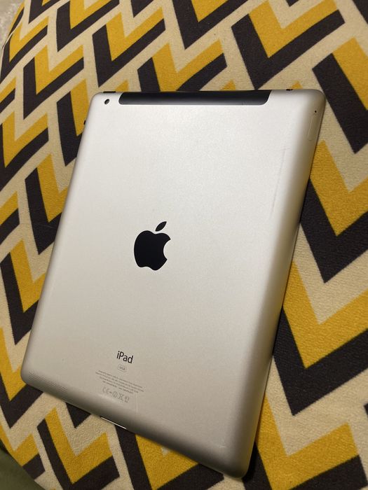 Продам IPad 2 16gb