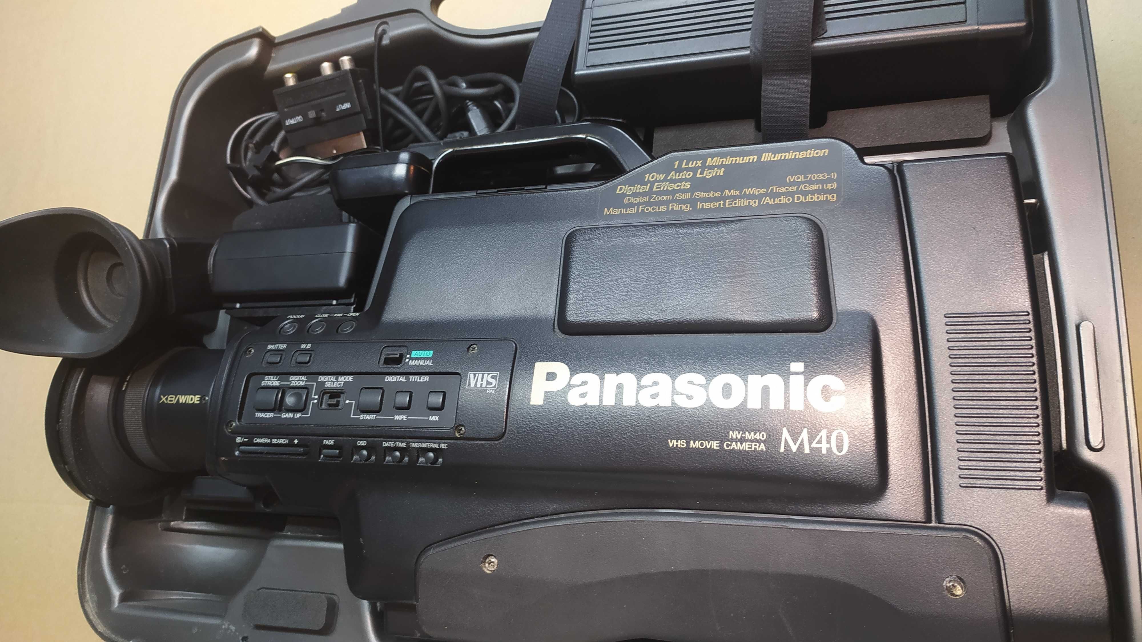 Антиквариат Видеокамера Panasonic M40