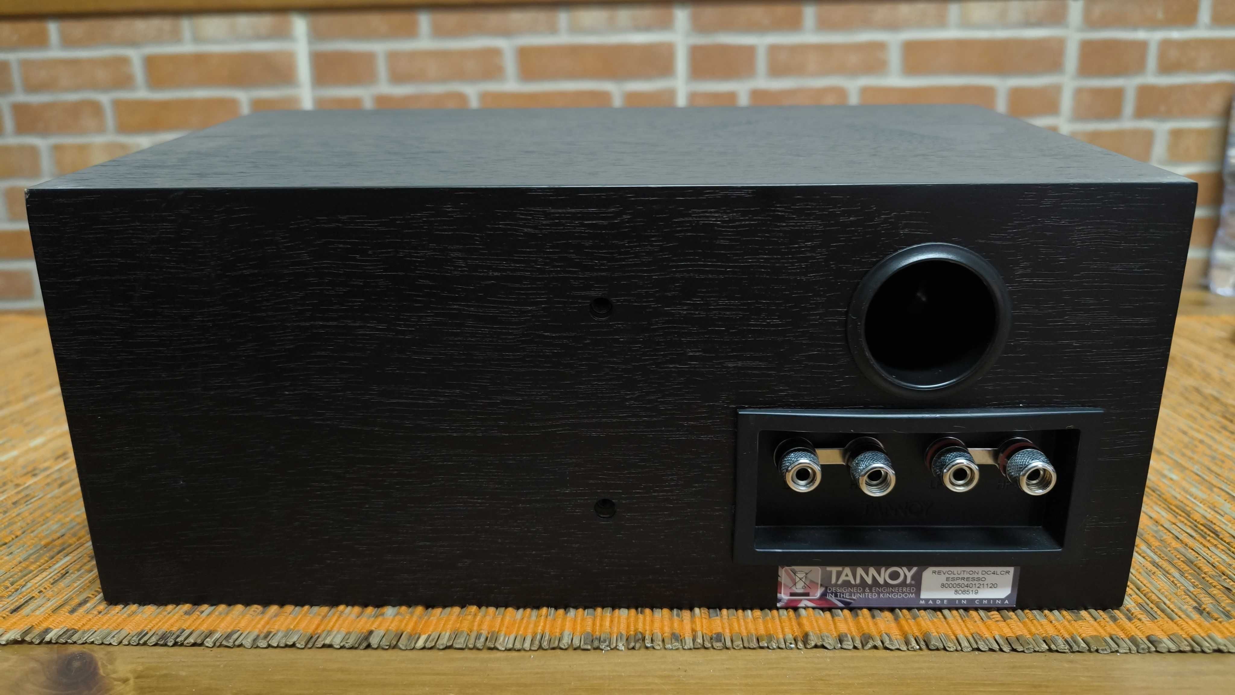 Coluna - Tannoy Revolution DC4 LCR