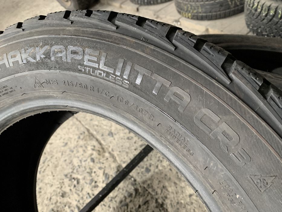 (4шт) 215/60R17C Nokian Hakkapeliitta CR3 (7-7.5мм) зимові шини