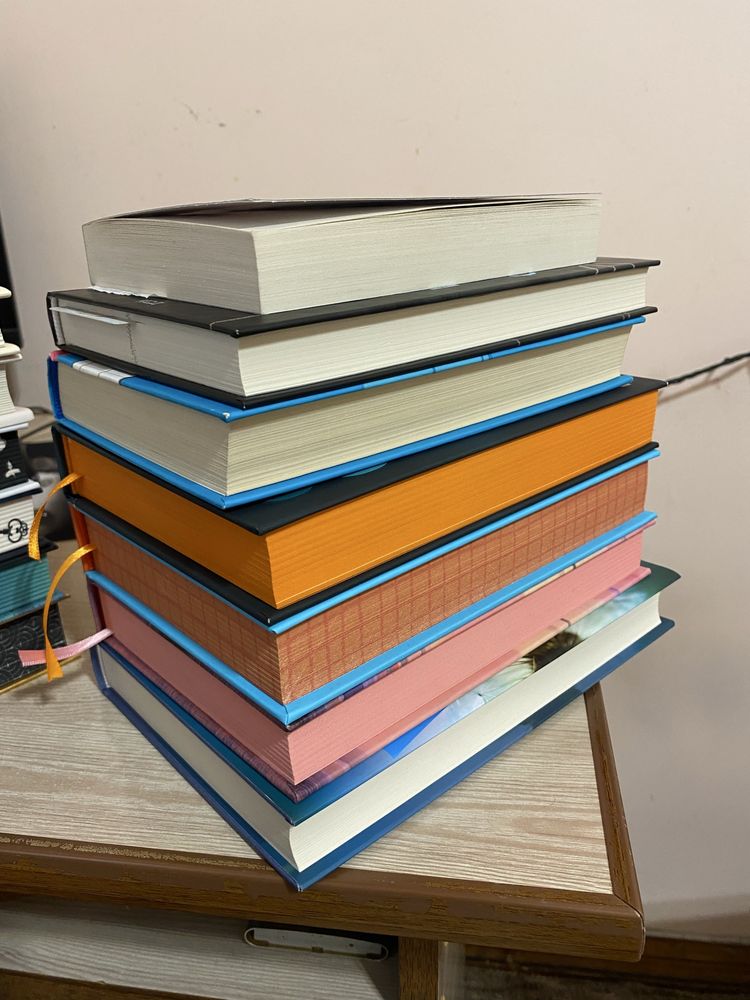 Продам книги Рут Веа,Книголюби,Озеро спокою,Пасажир 23, Гіпотеза кохан