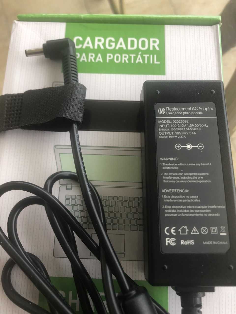 Carregador para portátil