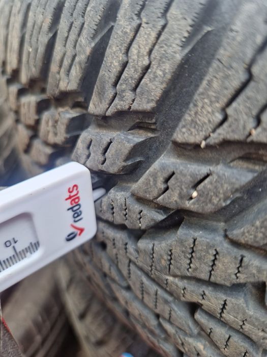 Opony zimowe Nokian 15 rozmiar 185/65