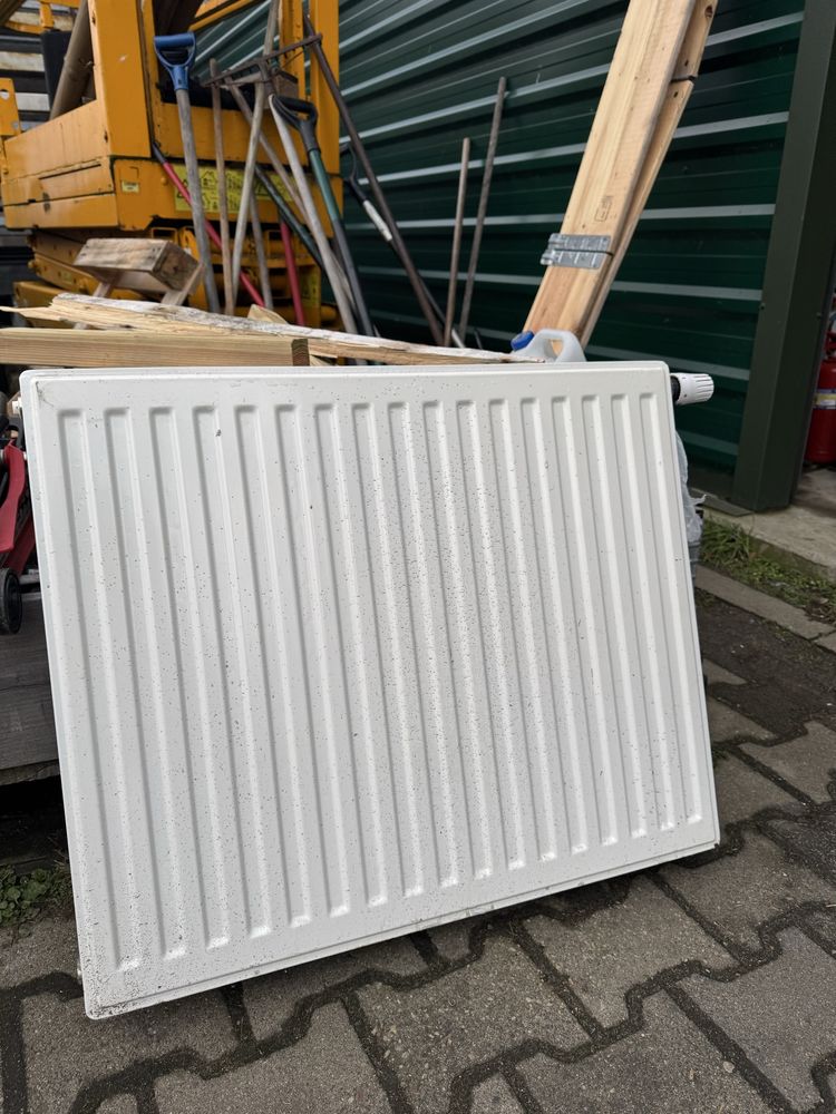 Grzejnik kaloryfer panelowy bialy 60 i 70 cm