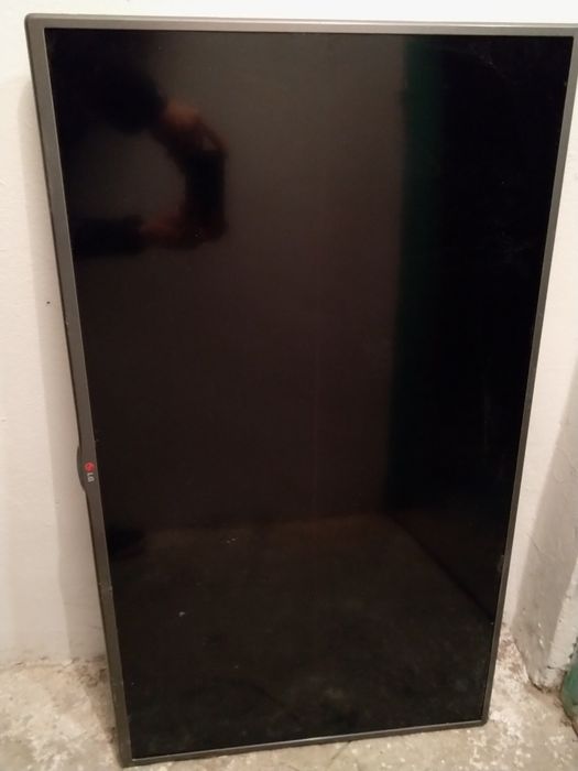 Tv LG 42Lb5610 na części