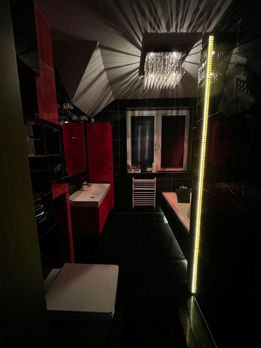 Wynajmę pokój młodej dziewczynie / studentce