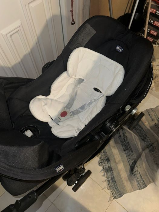 Vendo carrinho de bebé Trio Sprint Chicco / Preço negociavek