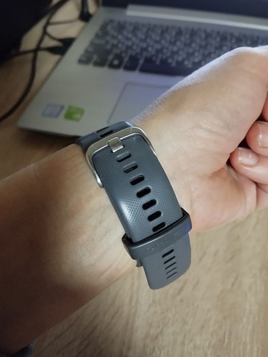 Годинник Garmin Vivoactive 4