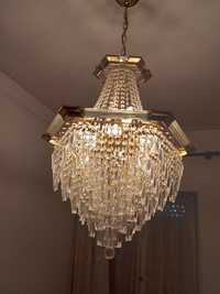 Lustre em cristal