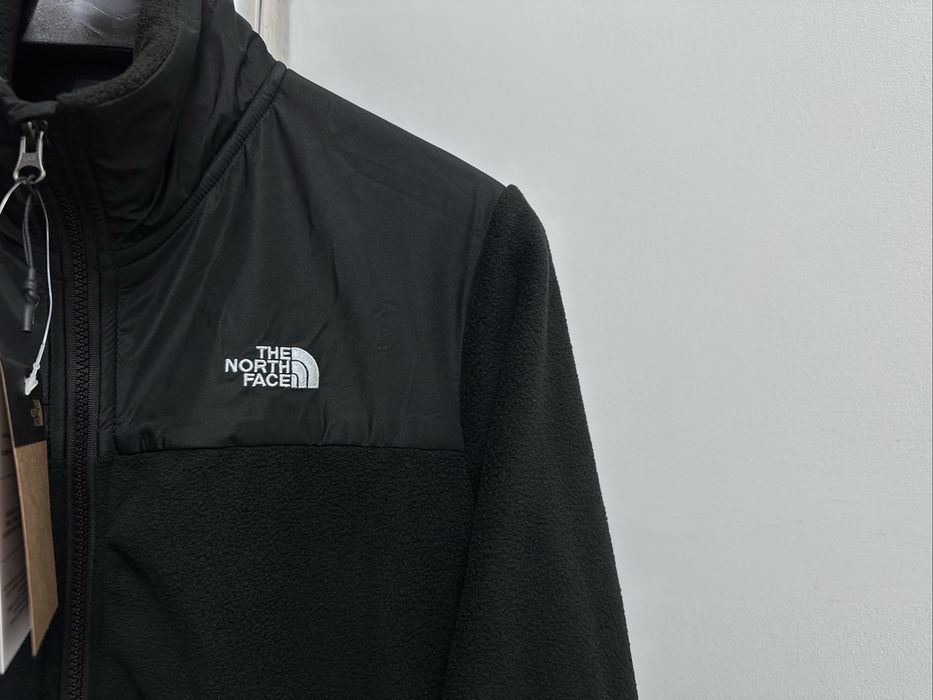 Фліска THE NORTH FACE чорна розміри M,L