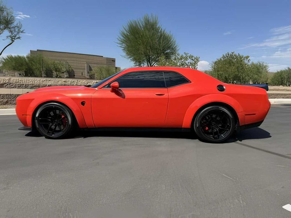 Dodge Challenger      2020