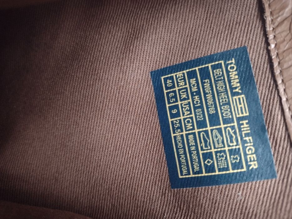 Tommy Hilfiger botki ze skóry naturalnej 40