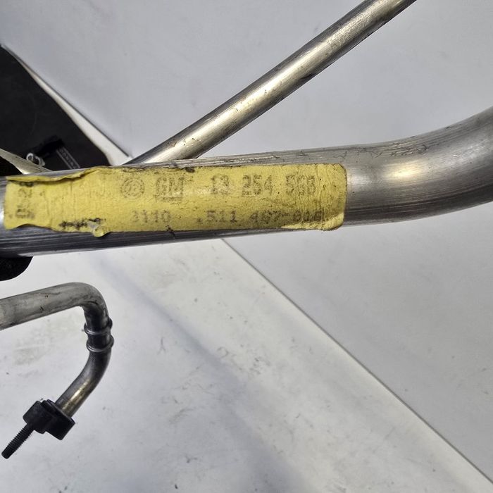 Przewody klimatyzacji Opel Astra J rurki