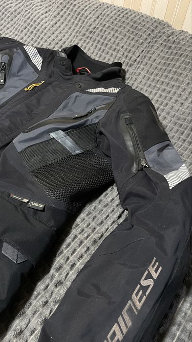 Мотокуртка DAINESE Gran Turismo Gore‑Tex Jacket