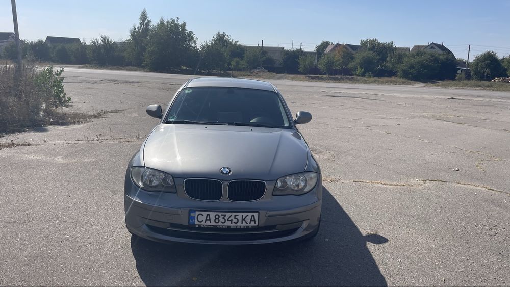BMW 1 series 2.0 бензин