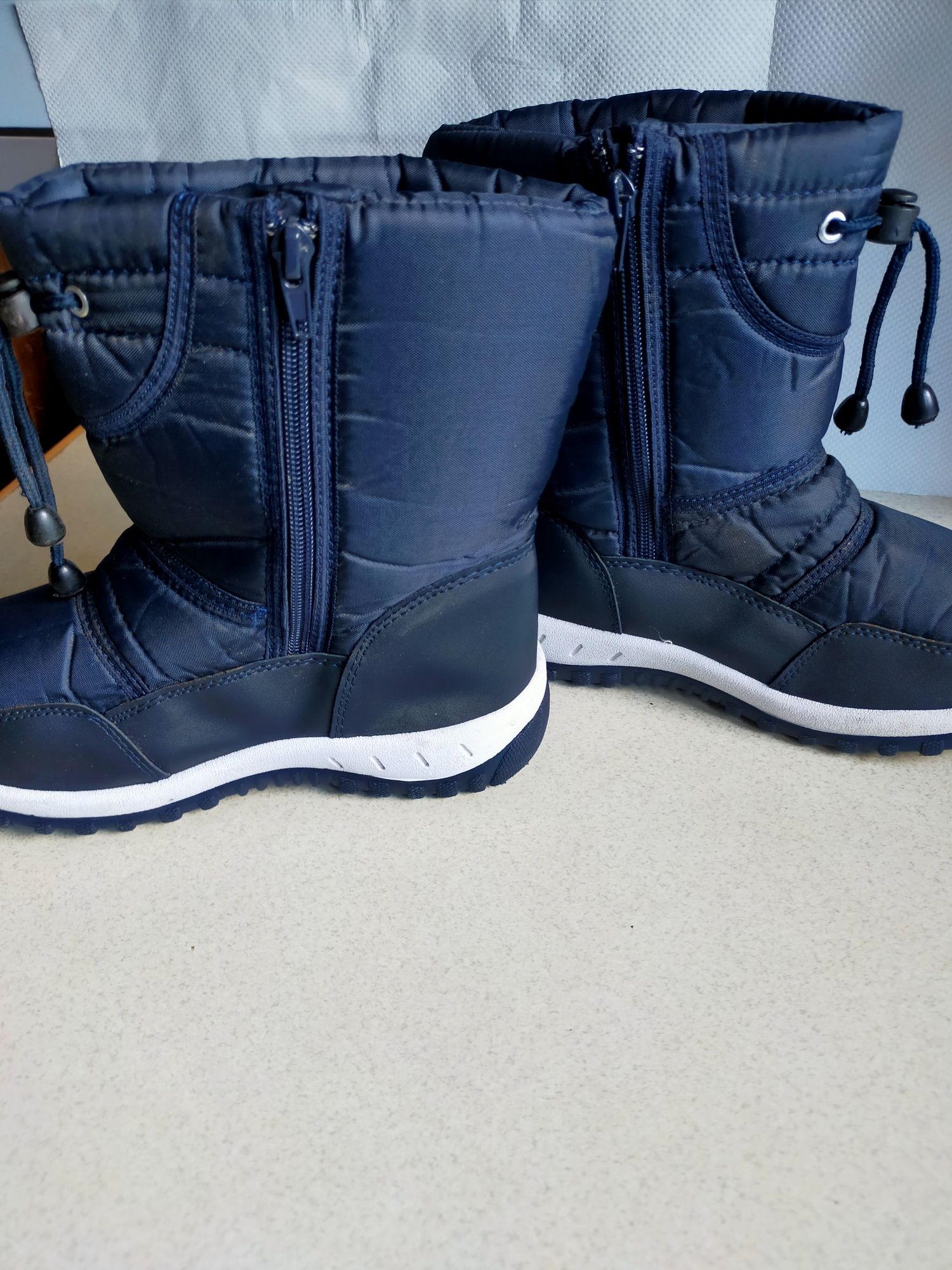 Buty zimowe śniegowce Cortina 36