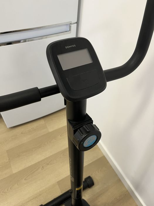Bicicleta Estática Domyos Essential 03 – Excelente Estado