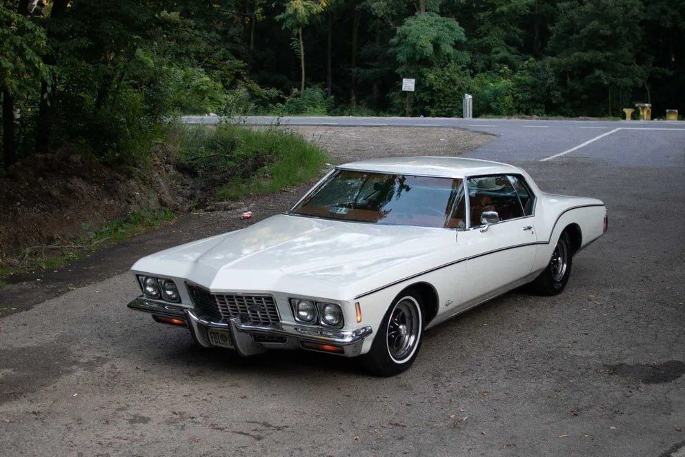 Buick Riviera 1972 (На ходу, але без кузова)