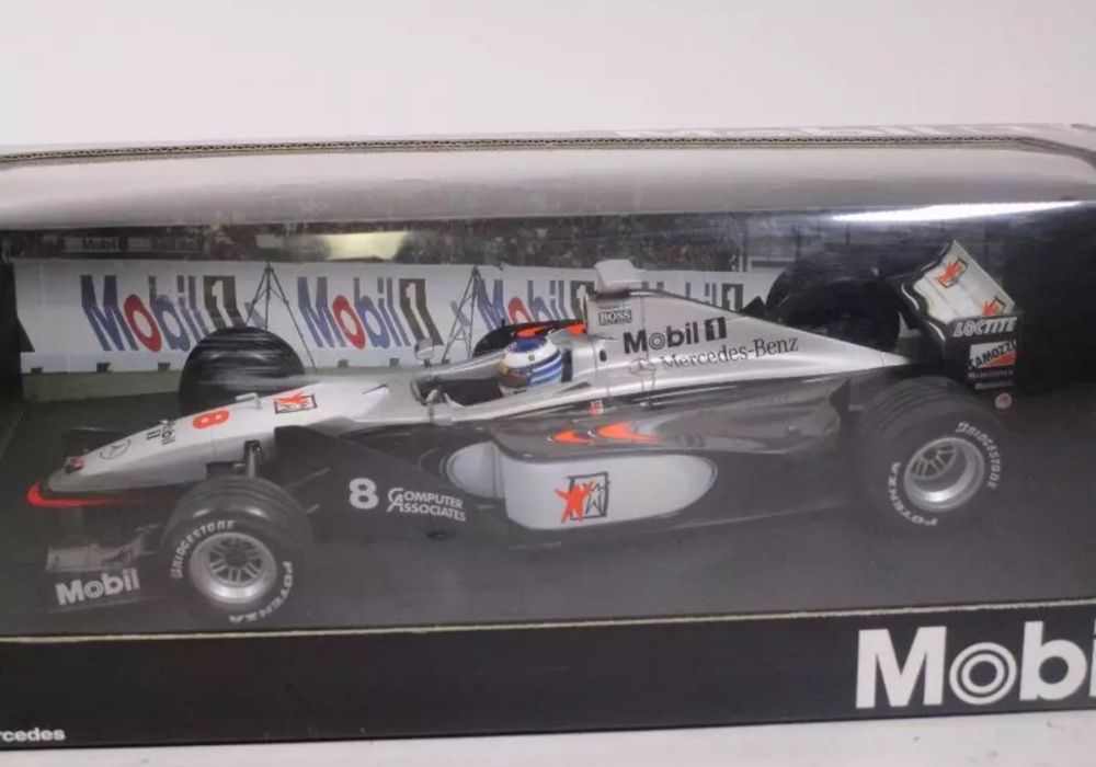 Mobil Mclaren Mercedes 1:18