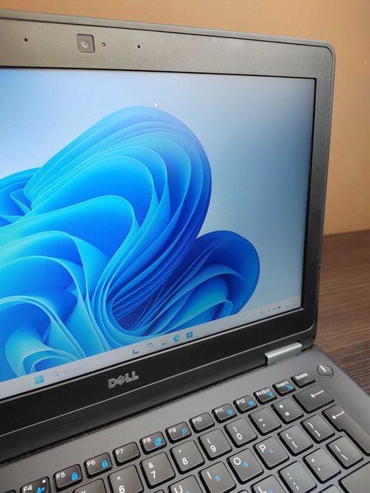 MINI LAPTOP | Dell Latitude E7270 | i3-6100U | 8GB | 256SSD | Win11