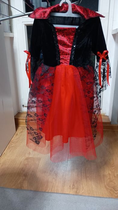 Nowa sukienka na Helloween r 104