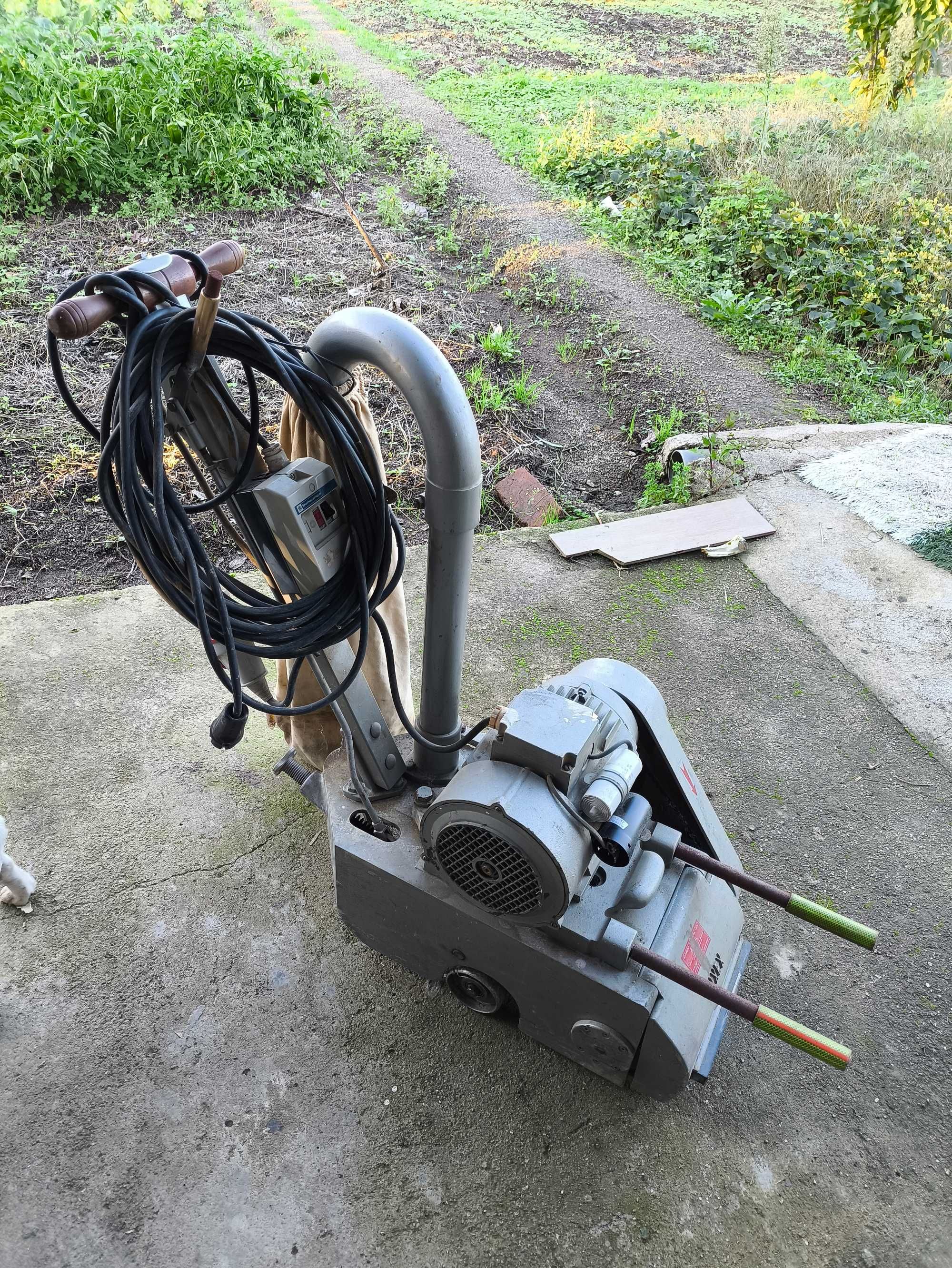 Máquina de lixar e raspar soalho marca Lixex.