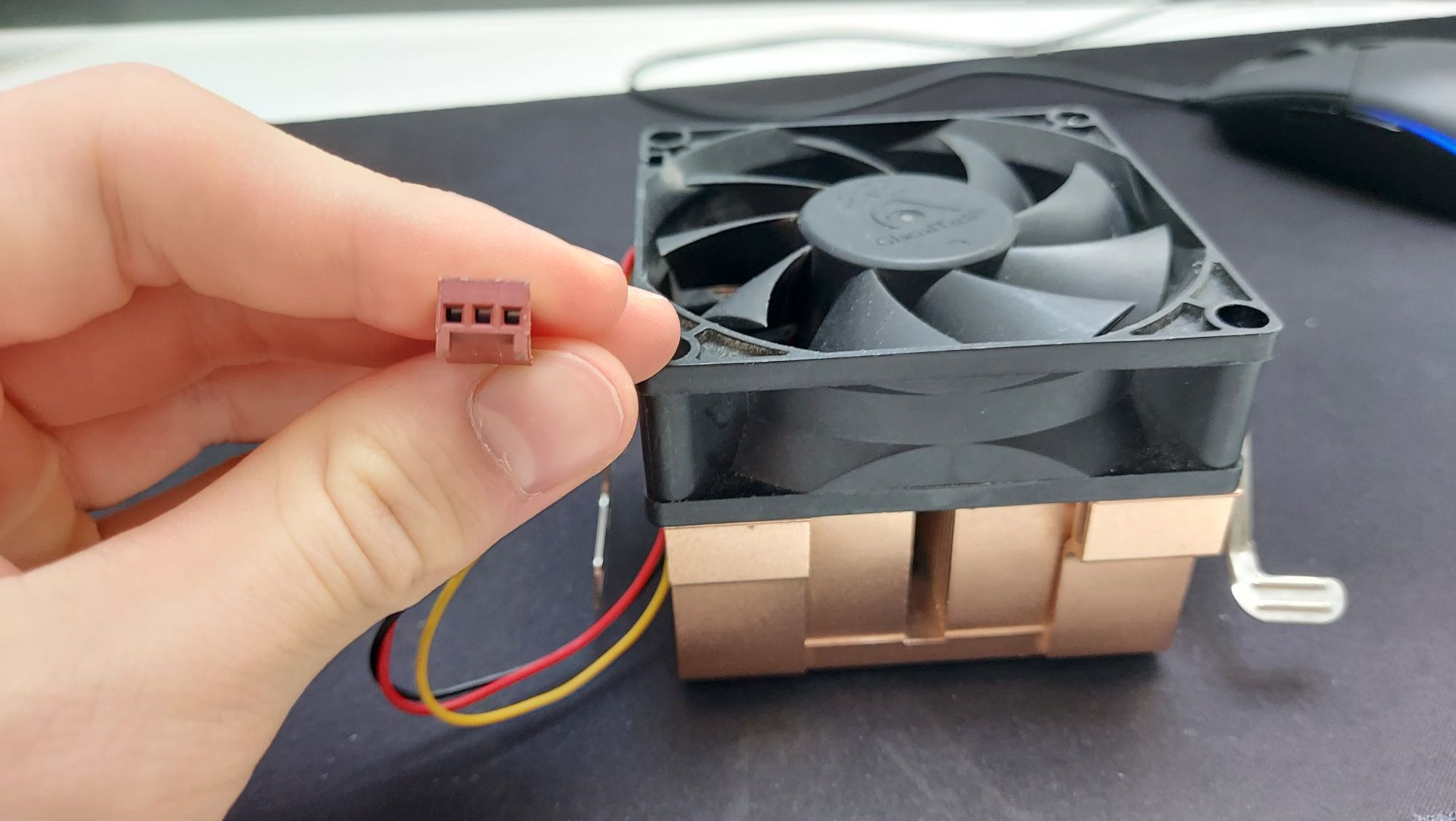 Продам систему охлаждения для процессора GlacialTech