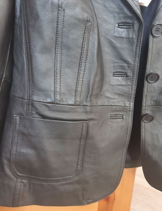 Куртка жіноча ,,heine",нова, із натуральної шкіри