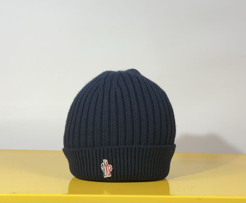 Шапка Moncler 2 цвета